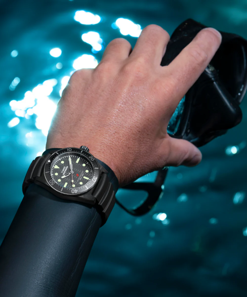 Deepwater Reef 200 41mm Synthetic Rubber Strap Watch    - Image 9